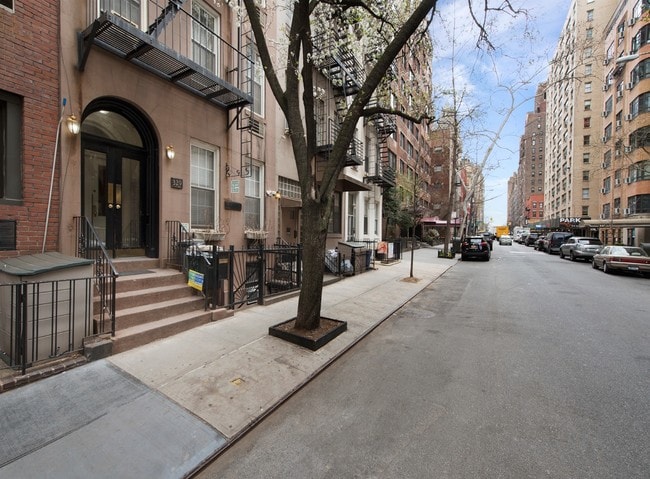 Building Photo 2016 - 329 E 52nd St