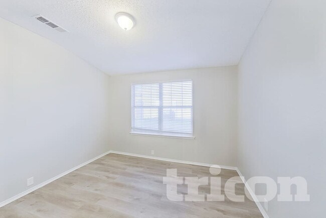 Foto del edificio - 232 Tulane Dr