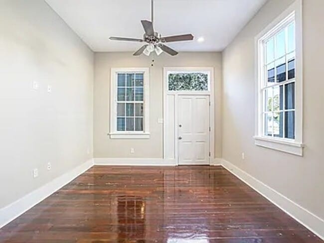 Building Photo - Beautifully renovated historic double