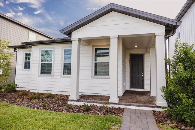 Building Photo - 17676 Northlake Grv Dr