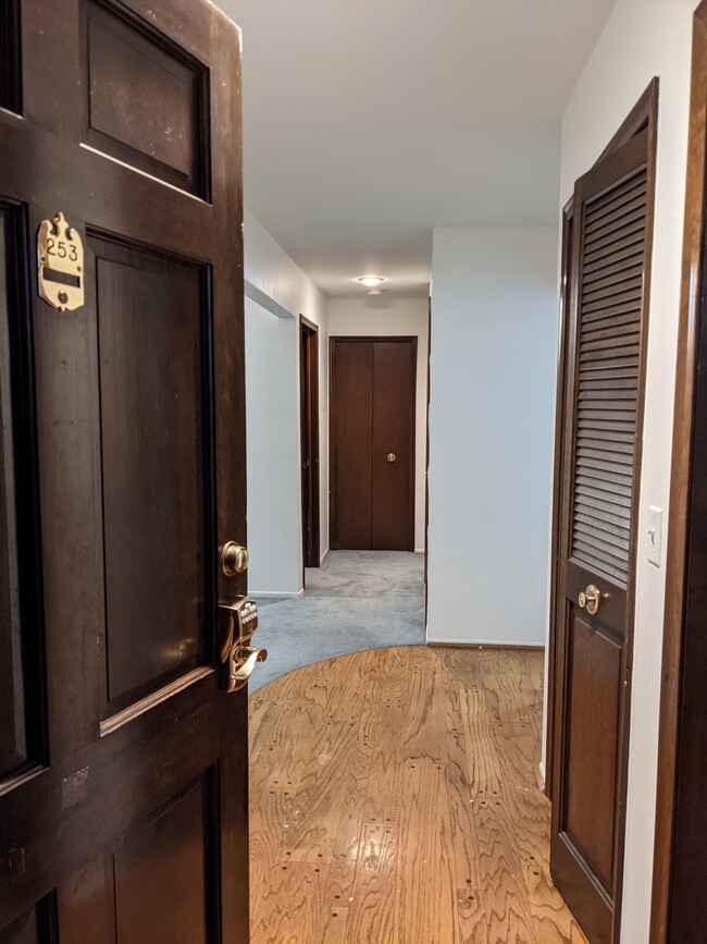 Hallway - 27557 W Echo Vly