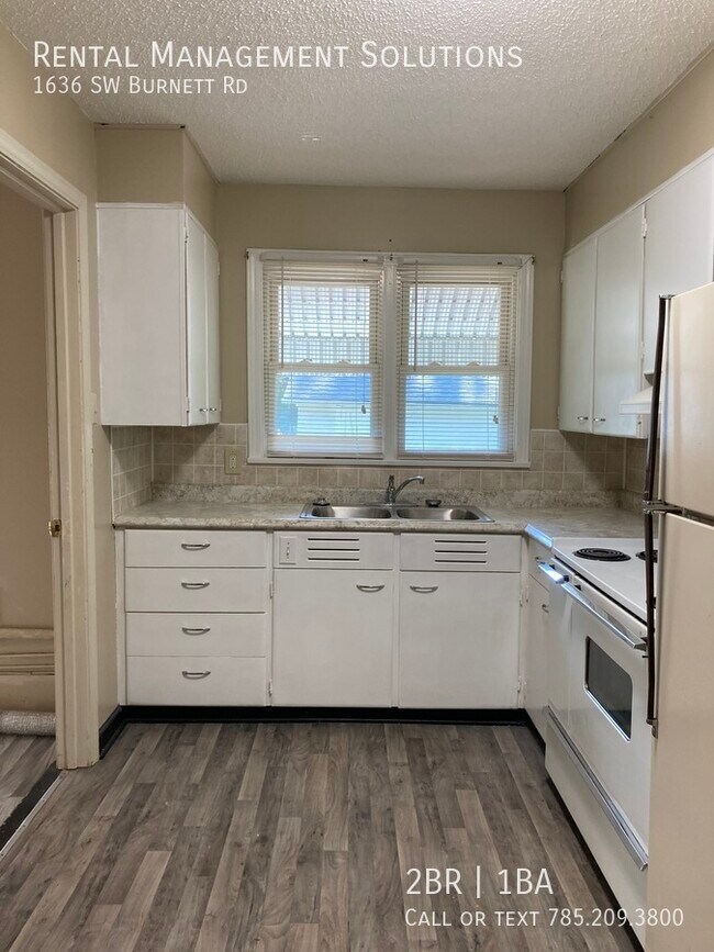 Foto del edificio - 1636 SW Burnett Rd- 2 BED/1 BATH