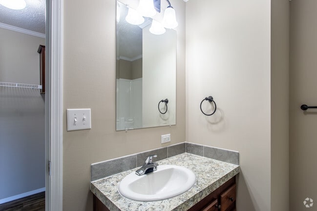 3BR, 2BA - 1,165 SF - Unit 109 - Spreading Oaks Village