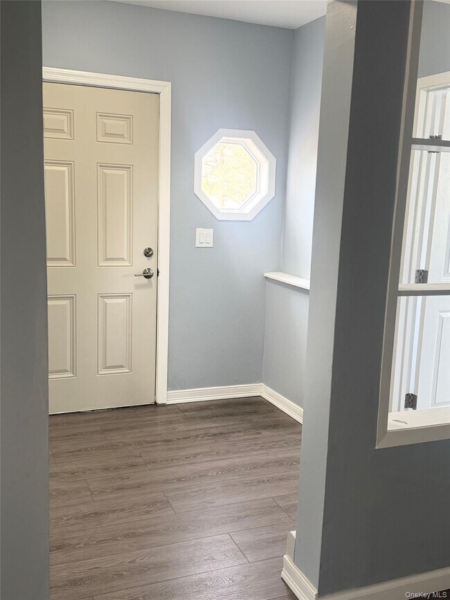 Foto del edificio - 71 Community Rd