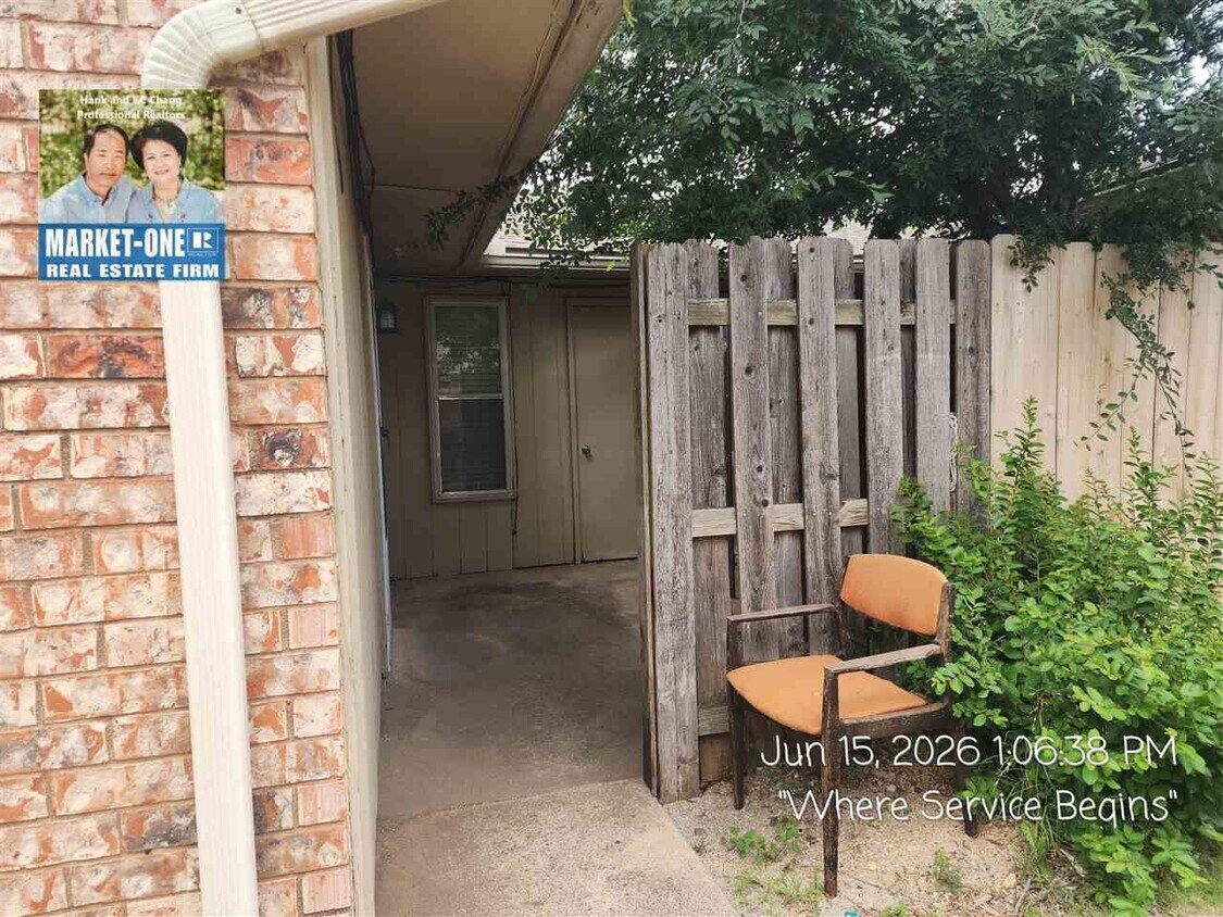 Foto del edificio - 7938 NW Crossland Cir