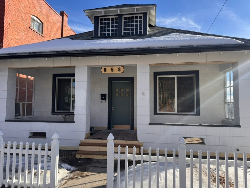 Historic Updated Bungalow with Covered Porch & Paved Patio - 858 W Silver St