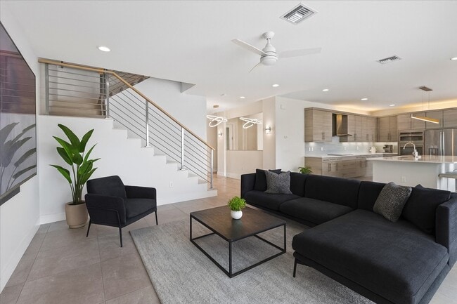 Sala de estar - 15377 Green River Ct