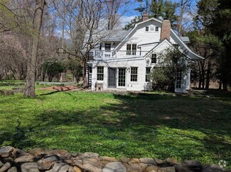 Building Photo - 288 Rte 9W