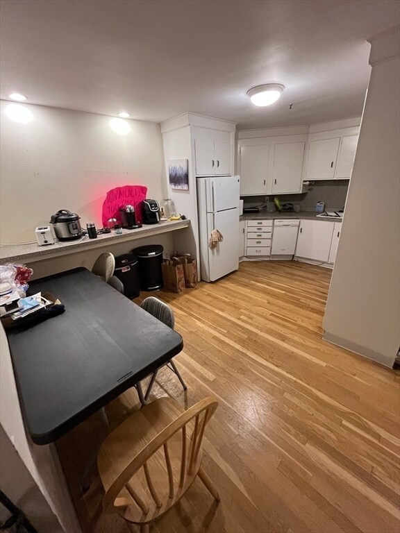 Foto del edificio - 290 Commonwealth Ave