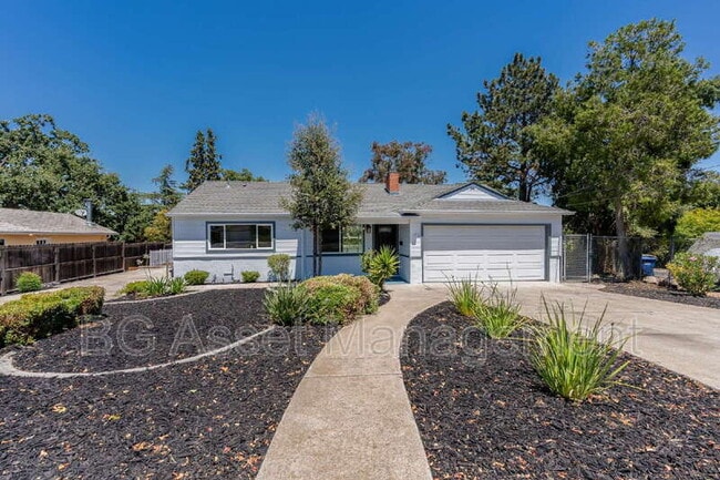 Photo - 1910 Encima Drive House