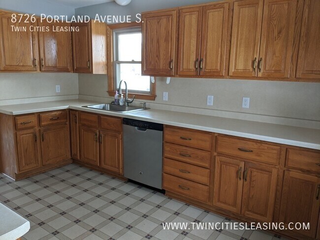 Foto del edificio - 8726 Portland Ave S