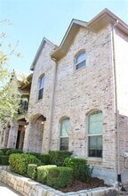 Building Photo - 6869 Cortona Ln