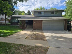 Building Photo - 3009 S Xenia St