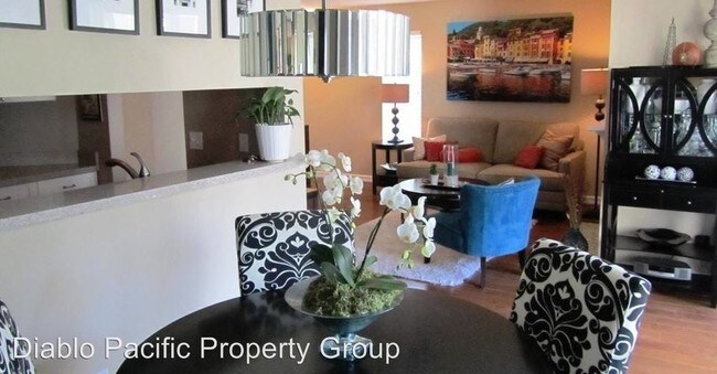 Foto del edificio - 2 br, 1 bath House - 2715 Oak Rd, Ste D