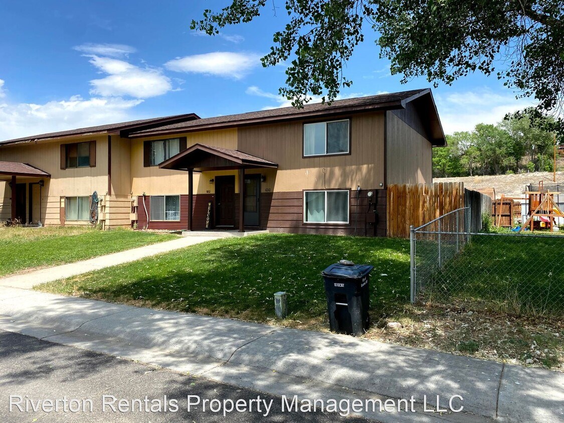 1010 Hillside Ave, Riverton, WY 82501 House Rental in Riverton, WY