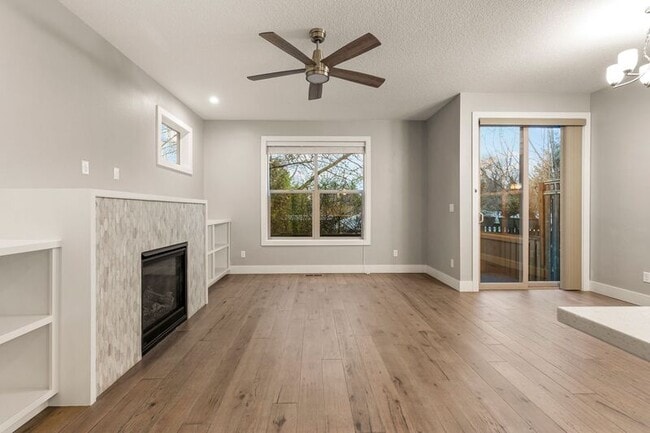 Foto del edificio - 7898 SW Capitol Hill Rd