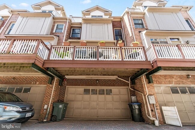 Foto del edificio - 727 N Vermont St