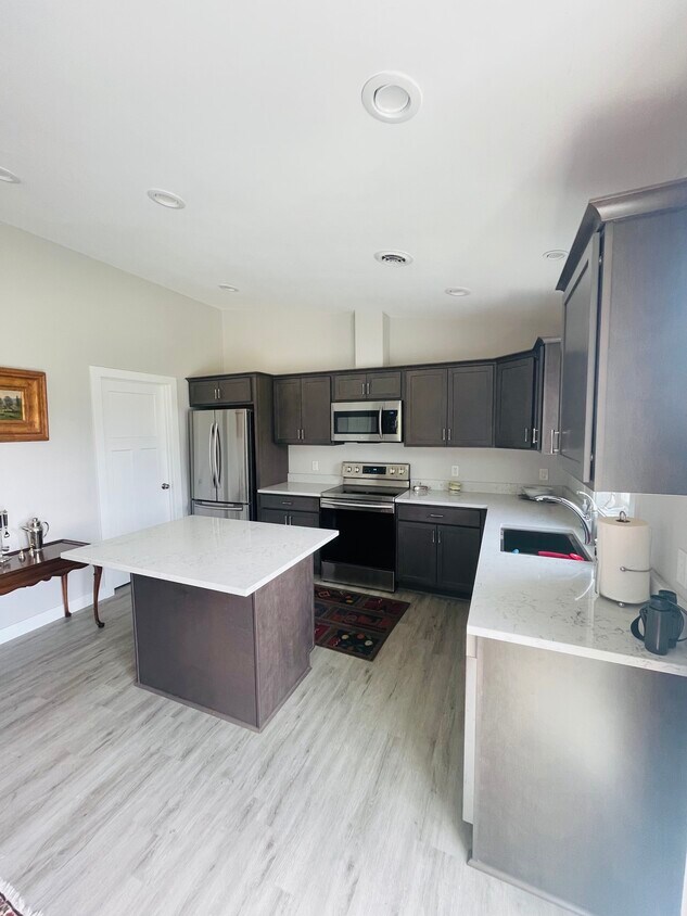 Kitchen - W5715 Summit Woods Ln