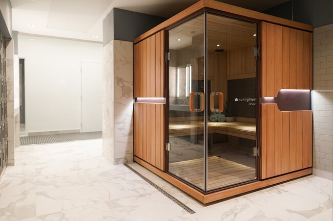 Building Photo - SKY Signature Suites