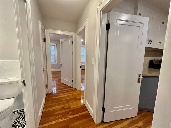 Building Photo - 94 Glendale Rd