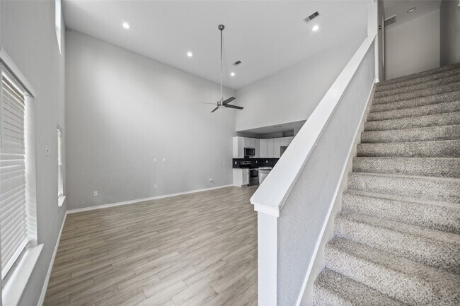 Foto del edificio - 4006 Frontier Rd