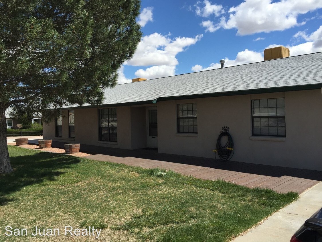Primary Photo - 5 br, 2 bath House - 503 E 38th street