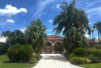 Building Photo - 71 Cayman Pl
