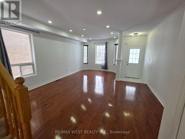 Building Photo - 89 Matthew Boyd Crescent