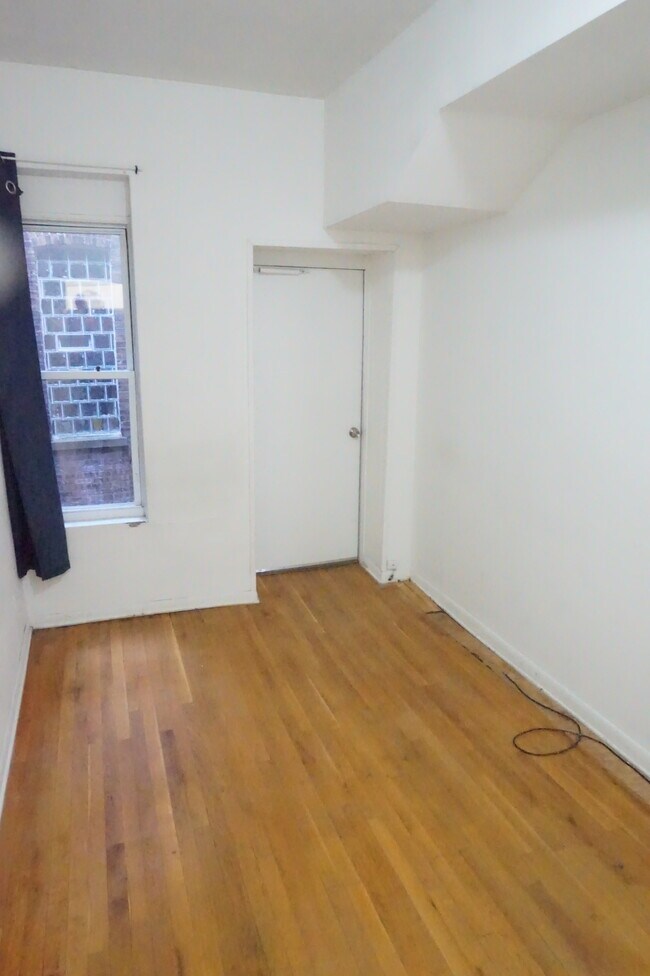 Bedroom #1 - 2868 N Milwaukee Ave