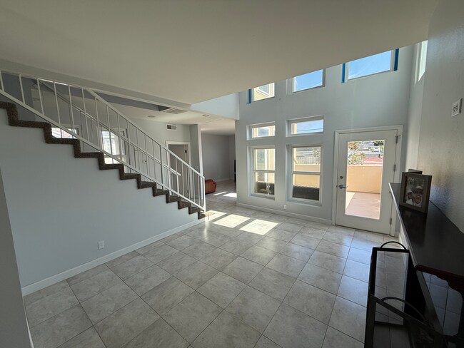 Foto del edificio - 321 E Oak Ave