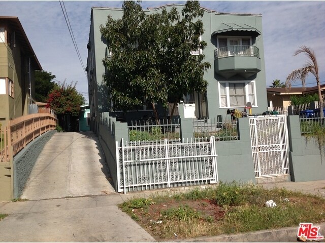 Foto del edificio - 1033-1035 Waterloo St