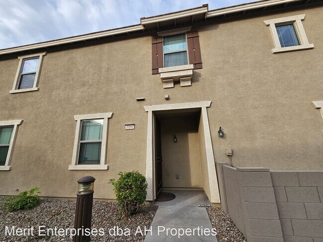 Foto del edificio - 3 br, 2.5 bath House - 2961 E DARROW ST