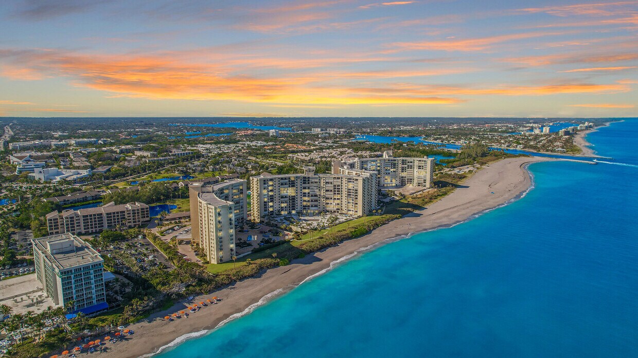 Foto principal - 100 Ocean Trail Way