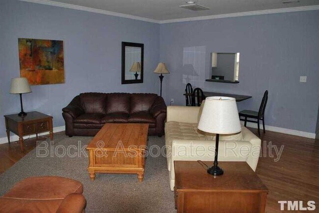 Foto del edificio - 2229 Long Pine Ln