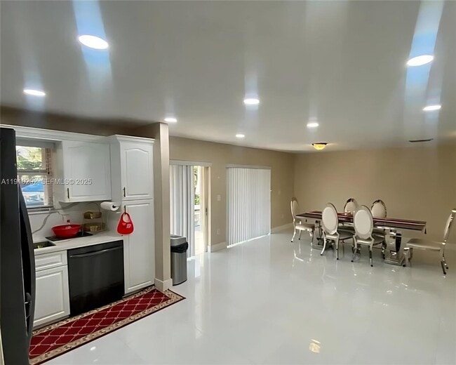 Building Photo - 8568 SW 211th Terrace