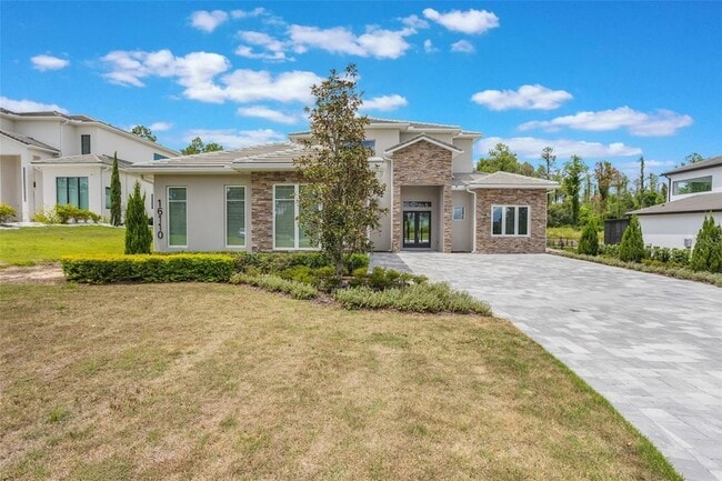 Building Photo - 16110 Pendio Dr