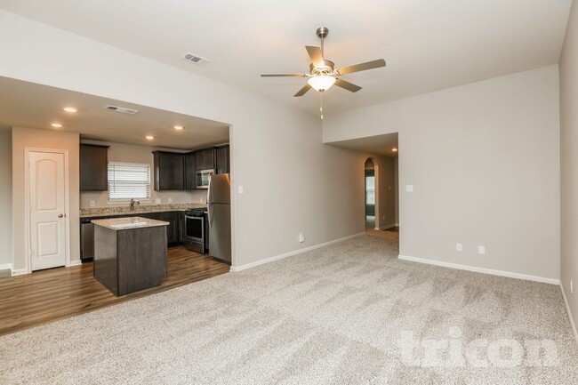 Foto del edificio - 300 Micah Ln