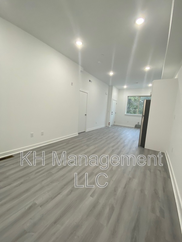 Foto principal - 624 N 38th St