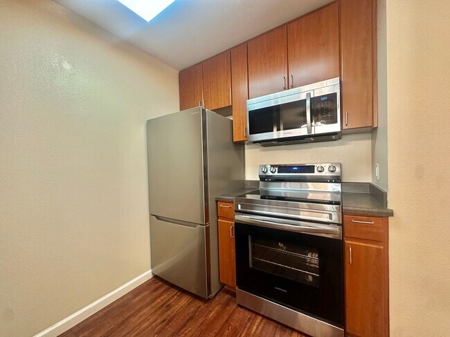 Building Photo - Little Italy Condo Steps From Waterfront P...