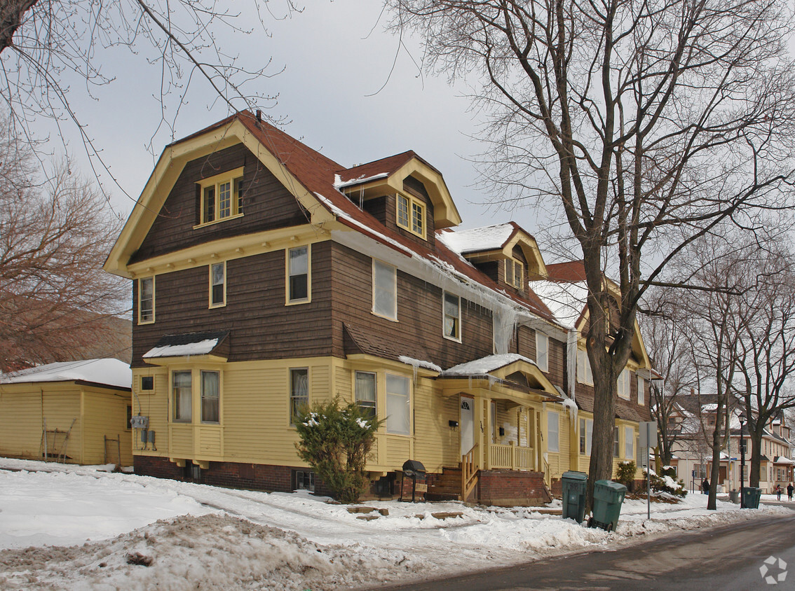 Building Photo - 1381 Dewey Ave