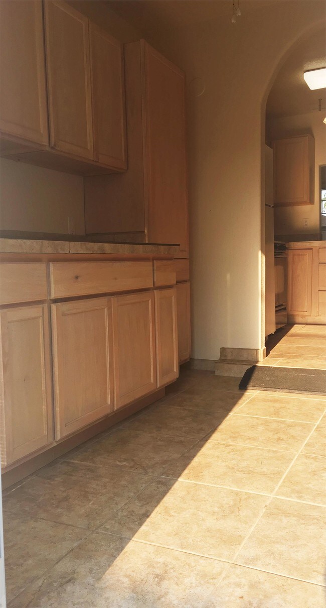 Foto del edificio - 521 Ortiz Dr NE