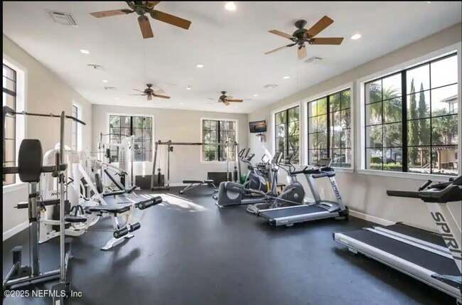 Foto del edificio - 12700 Bartram Park Blvd