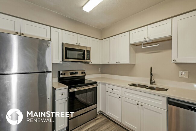 Foto del edificio - 7113 N 50th St