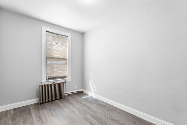 Building Photo - 42 Bryant Ave