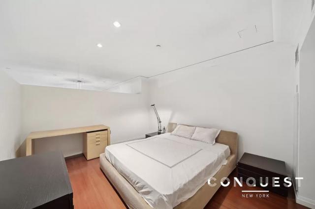 Building Photo - 1 bedroom in NEW YORK NY 10005