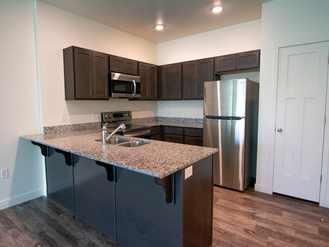 Photo - 7487 Geraint St Townhome