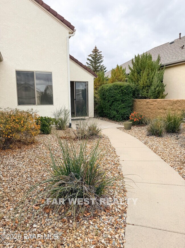 Foto del edificio - 7106 Lynx Wagon Rd