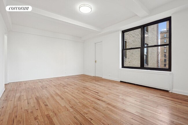 Foto del edificio - 200 W 16th St