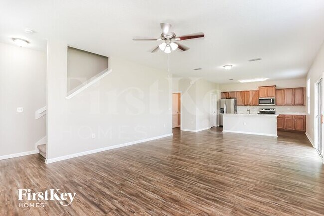 Building Photo - 6793 Sandle Dr