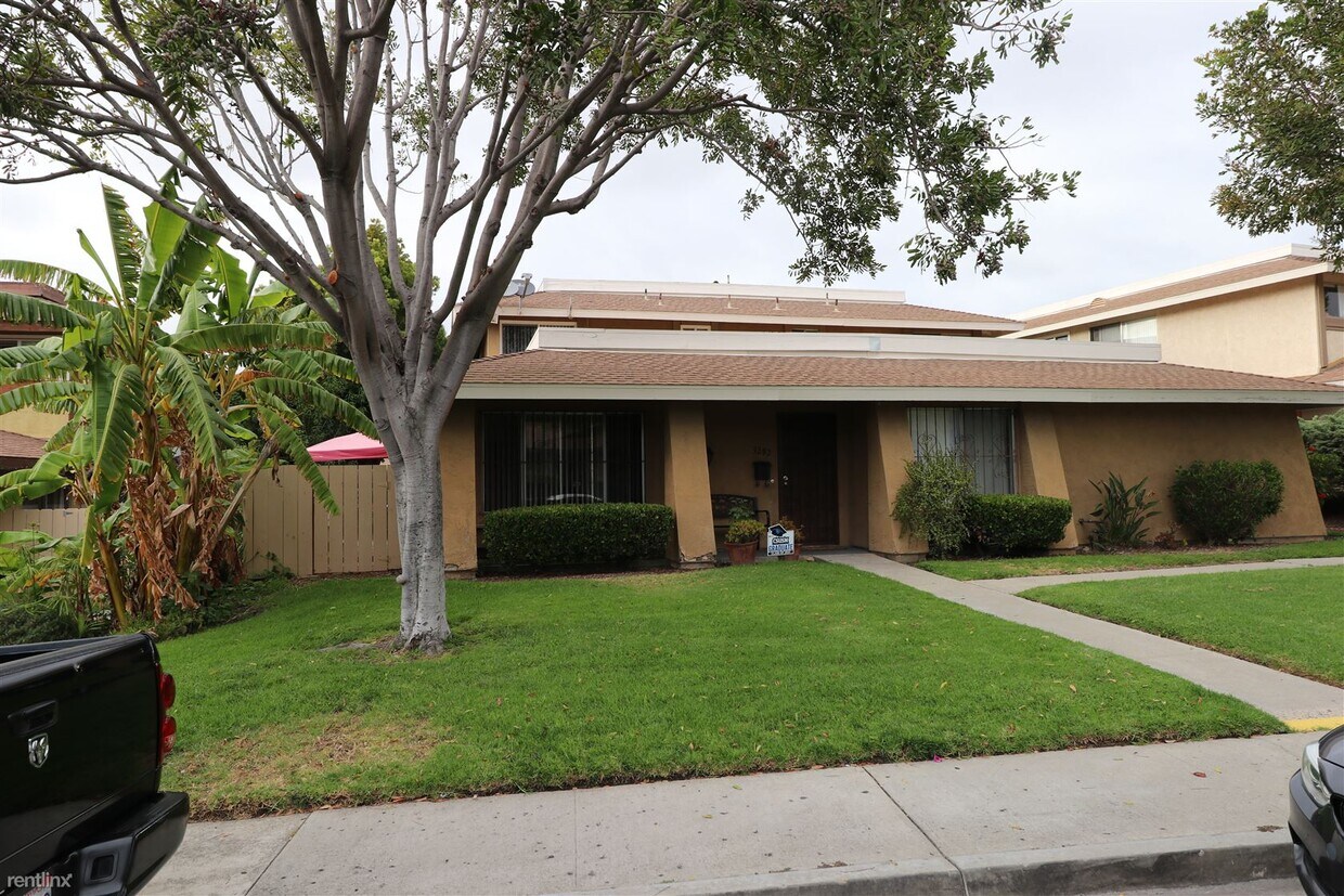 Primary Photo - 2 br, 1.5 bath Condo - 3284 Caminito Quixote
